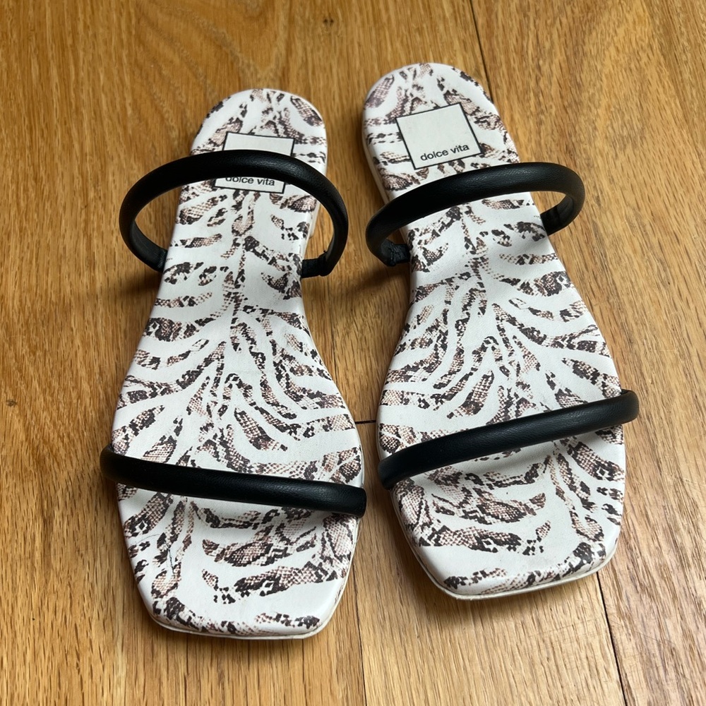 Dolce Vita Women's Lester Square Toe Double Strap Sandals